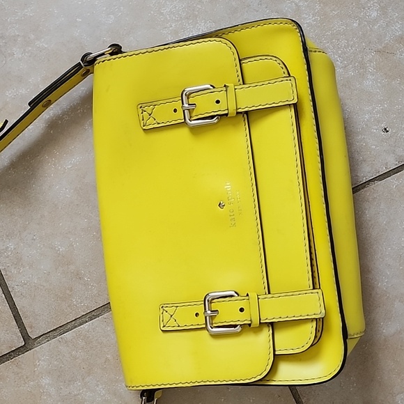 Kate Spade Essex Bagin Yellow - Picture 3 of 12